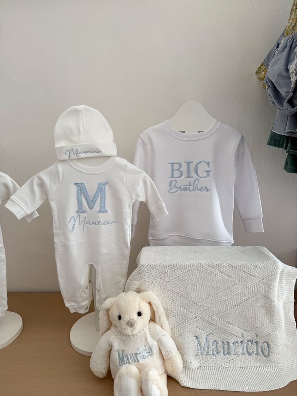 Hoodie y T-Shirt - Hoodie