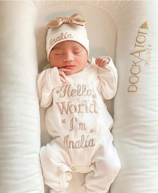Take Me Home (variante niña) - Hello World