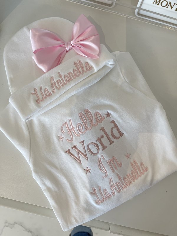 Take Me Home (variante niña) - Hello World